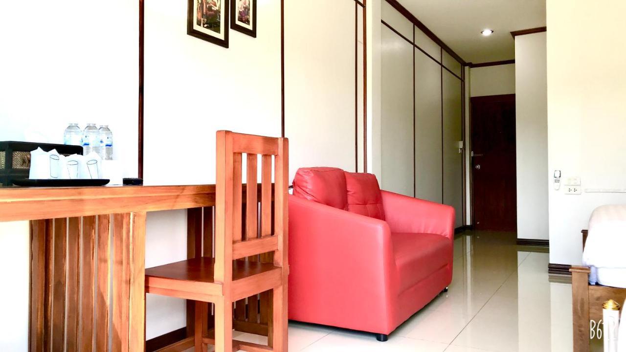 Ez House Hotel Sukhothai Bagian luar foto