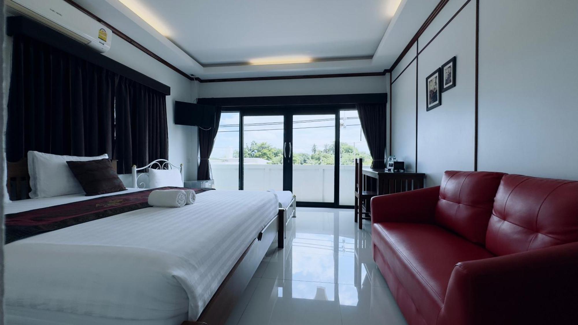 Ez House Hotel Sukhothai Bagian luar foto